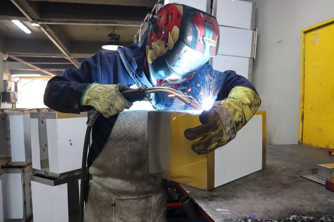Innovación-en-ALF-Soluciones-Metálicas